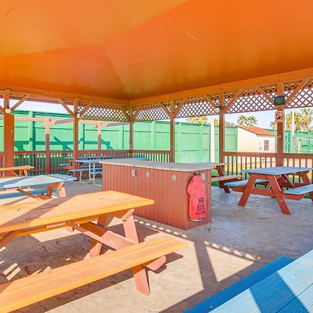 Cozy Waterfront Port Isabel Cottage With Deck! Dış mekan fotoğraf